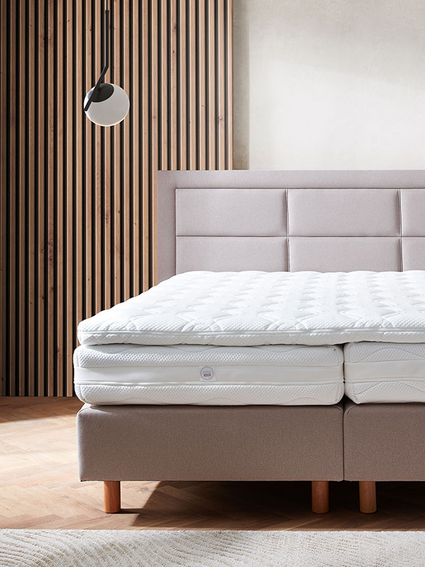 Viskotopper auf Boxspringbett